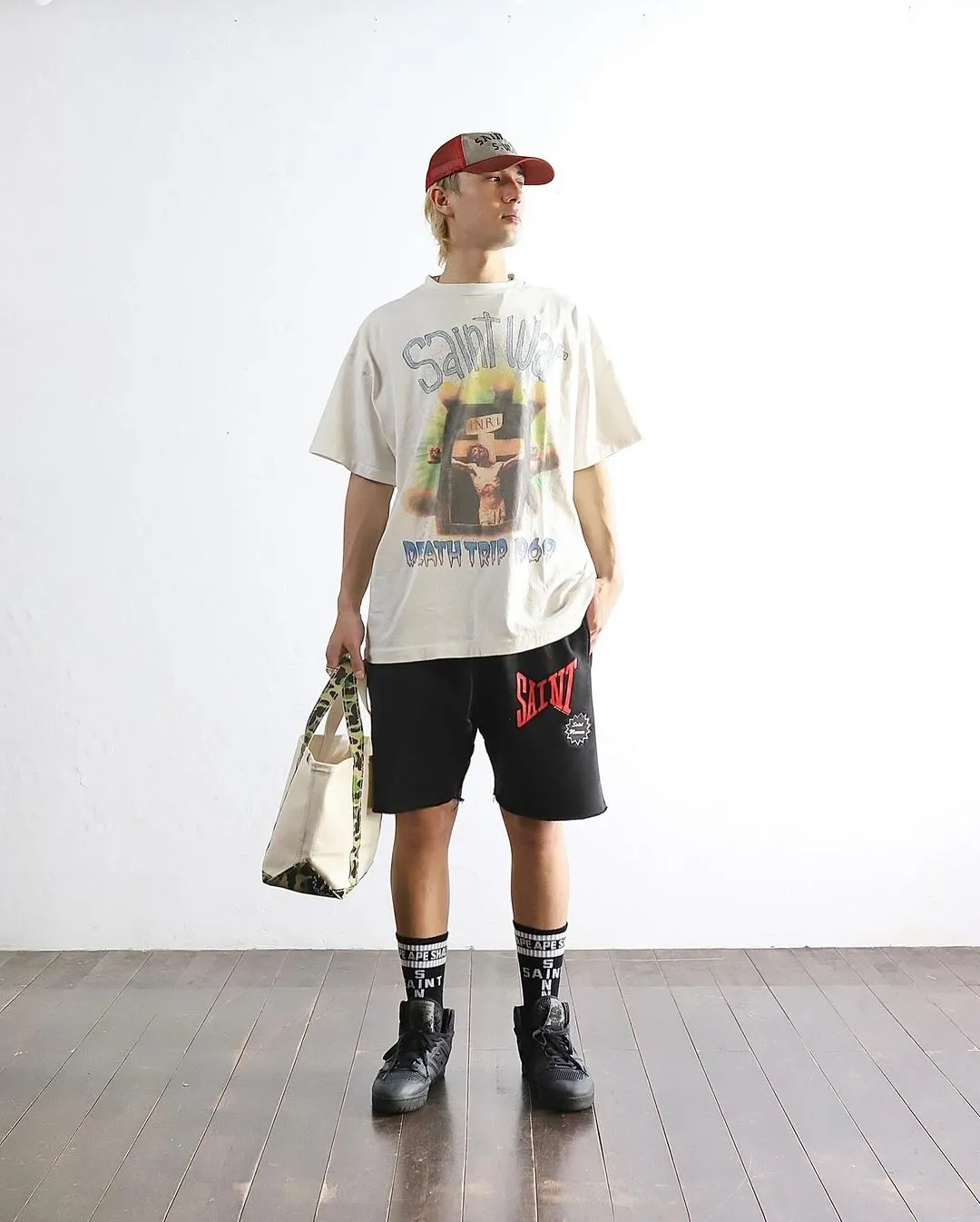 SAINT MICHAEL SAINT WAR TEE/WHAT new style Jesus cross retro short-sleeved, off-white S-XL, ready-to-wear, washed and distressed, printed repeatedly and modified, tube-woven seamless fabric, with little angel anti-counterfeiting label